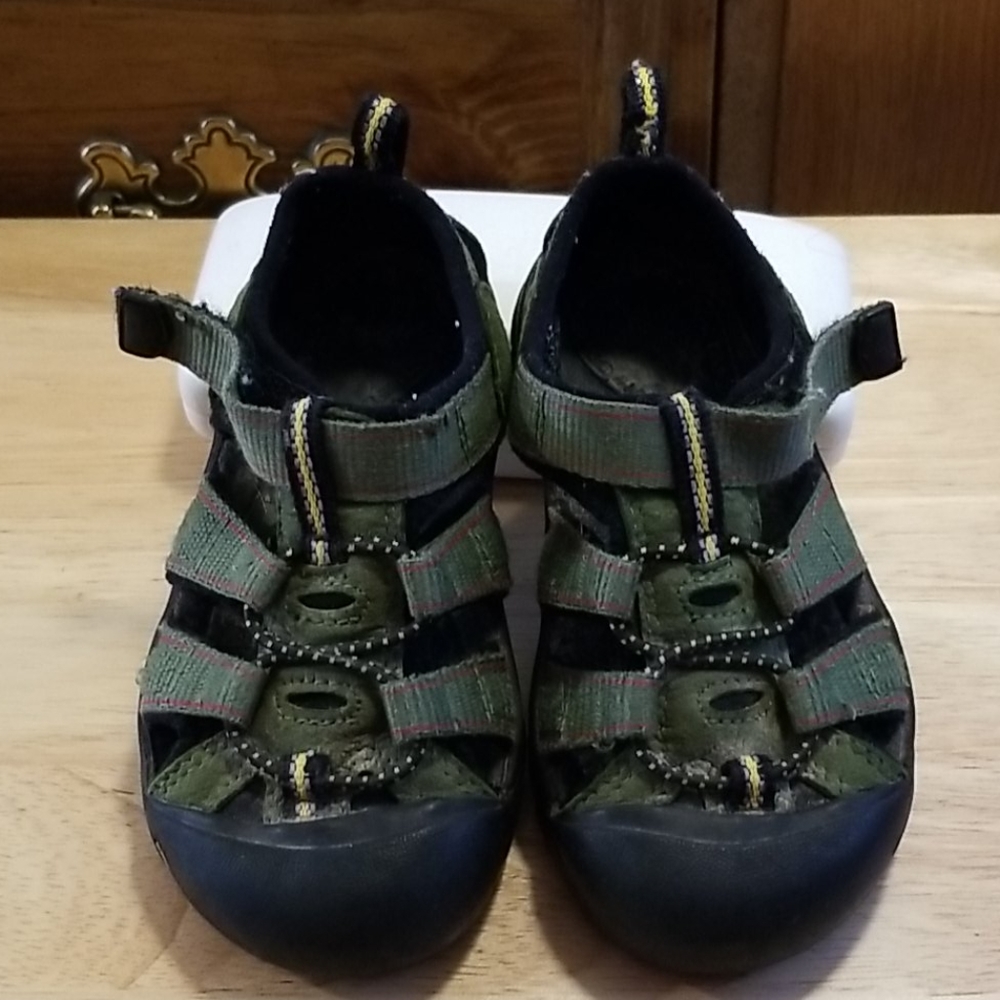 KEEN toddler water sandals